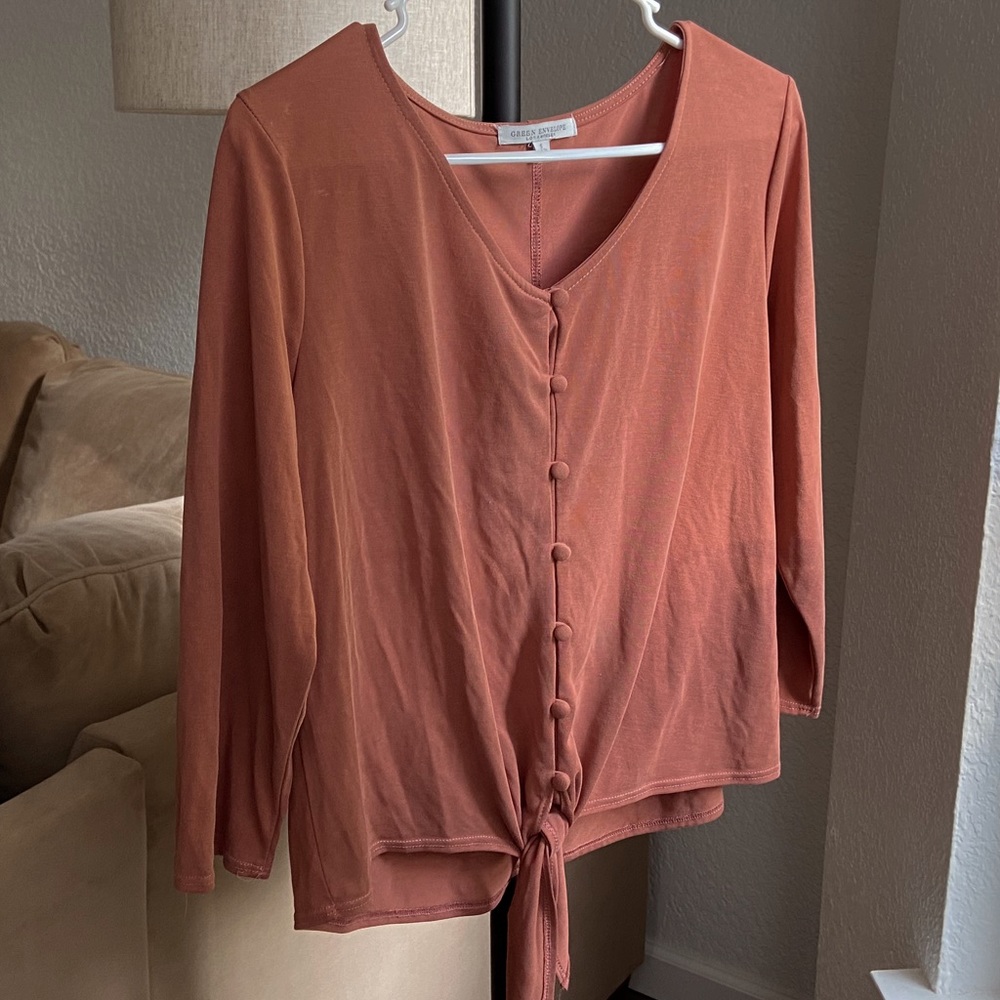 small “green envelope” button up